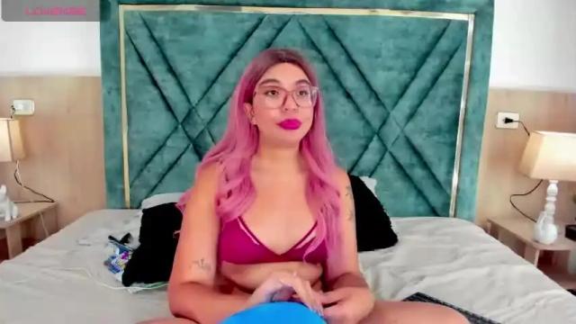 Image 10 of anniebowie Stream on Chaturbate on 19 months ago