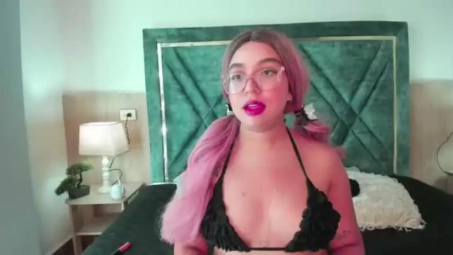 Thumbnail 2, anniebowie's Stream at Chaturbate, 18 months ago