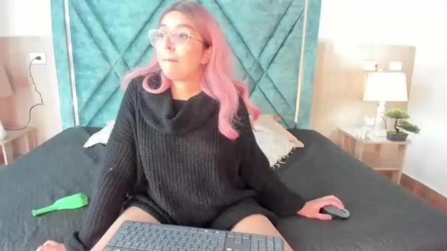 Image 3 of anniebowie Stream on Chaturbate on 18 months ago