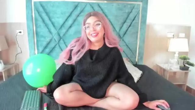 Image 8 of anniebowie Stream on Chaturbate on 18 months ago