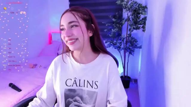 Image 2 of anniebrie Stream on Chaturbate on 13 months ago