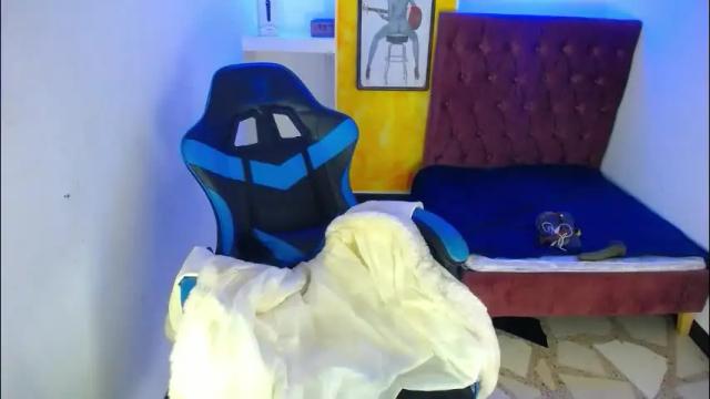 Image 2 of anniee_x Stream on Chaturbate on 1 month ago
