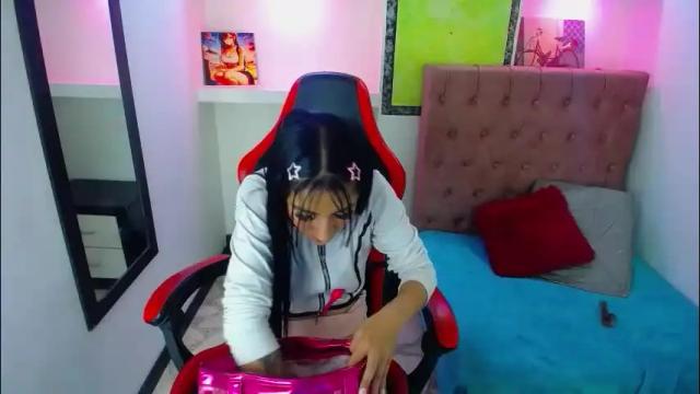 Image 8 of anniee_x Stream on Chaturbate on 1 month ago