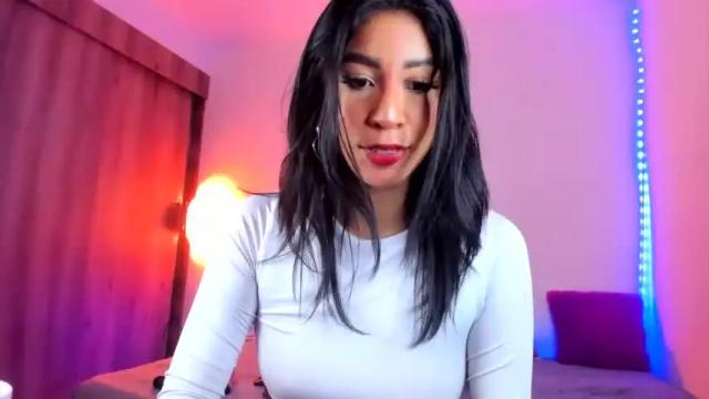 Image 11 of annieeblue Stream on Chaturbate on 19 months ago