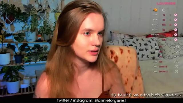 Image 10 of annieforger Stream on Chaturbate on 15 months ago