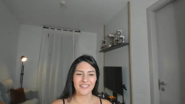 Image 3 of annieguzman_ Stream on Chaturbate on 11 months ago