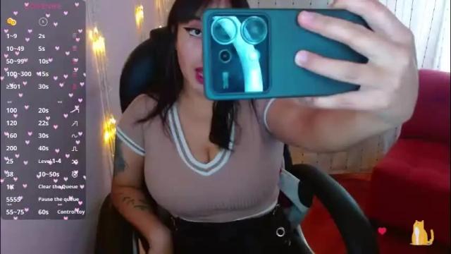 Image 10 of anniehh_ Stream on Chaturbate on 1 month ago