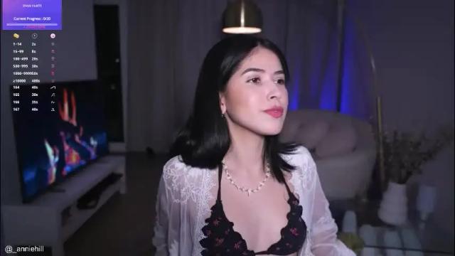 Image 4 of anniehillofficial_ Stream on Chaturbate on 1 month ago