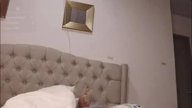 Image 8 of anniekk Stream on Chaturbate on 2 months ago