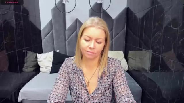Thumbnail 2, annielight's Stream at Chaturbate, 18 months ago