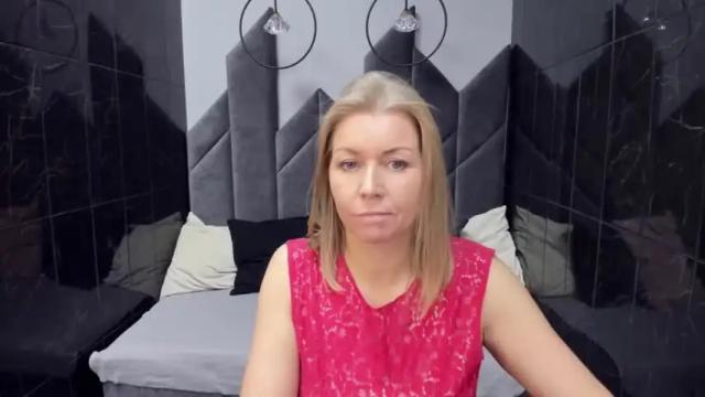 Image 11 of annielight Stream on Chaturbate on 17 months ago