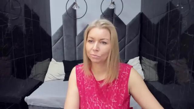 Image 6 of annielight Stream on Chaturbate on 17 months ago