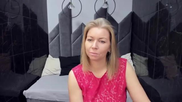 Image 7 of annielight Stream on Chaturbate on 17 months ago