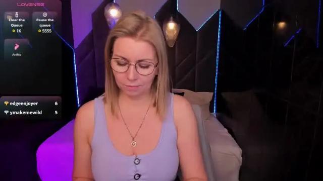 Image 10 of annielight Stream on Chaturbate on 1 month ago