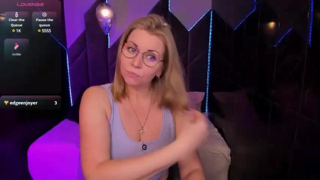 Image 6 of annielight Stream on Chaturbate on 1 month ago