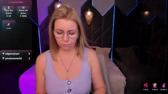 Image 8 of annielight Stream on Chaturbate on 1 month ago