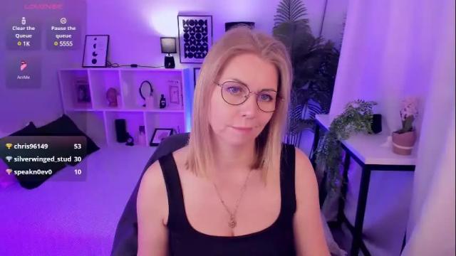 Image 8 of annielight Stream on Chaturbate on 1 month ago