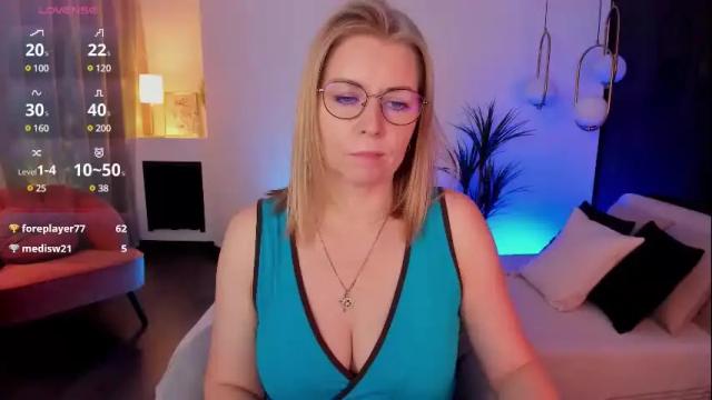 Image 4 of annielight Stream on Chaturbate on 1 month ago