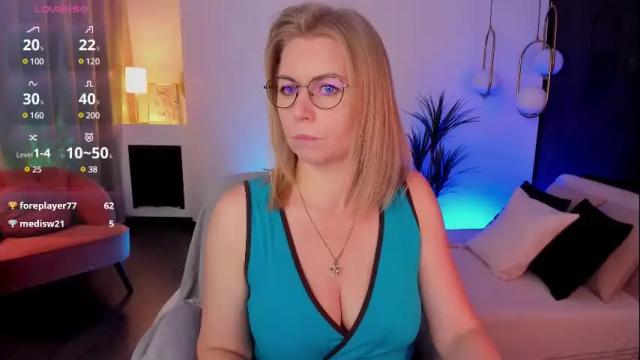 Image 8 of annielight Stream on Chaturbate on 1 month ago
