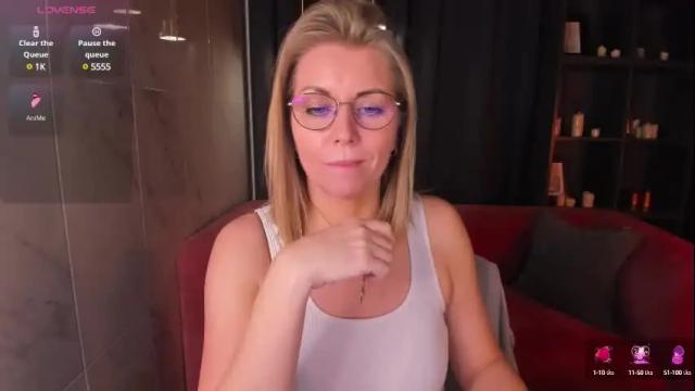 Image 7 of annielight Stream on Chaturbate on 1 month ago