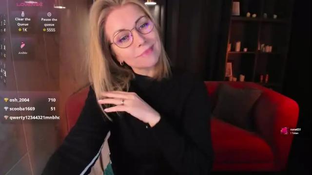 Image 12 of annielight Stream on Chaturbate on 1 month ago