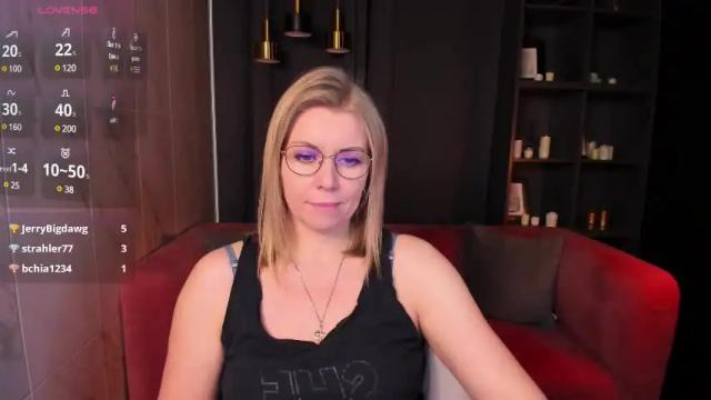 Image 6 of annielight Stream on Chaturbate on 1 month ago