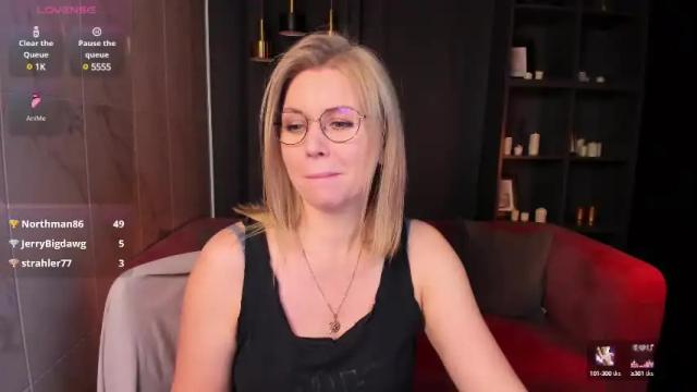 Image 8 of annielight Stream on Chaturbate on 1 month ago