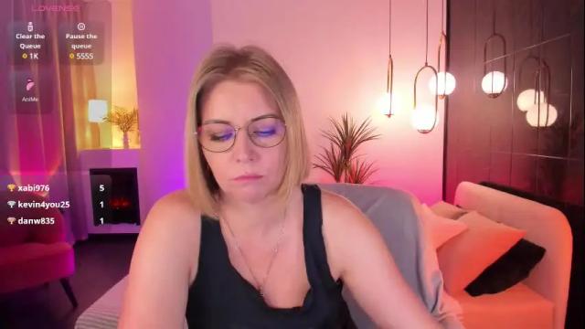 Thumbnail 3, annielight's Stream at Chaturbate, 1 month ago