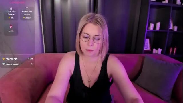 Image 6 of annielight Stream on Chaturbate on 1 month ago