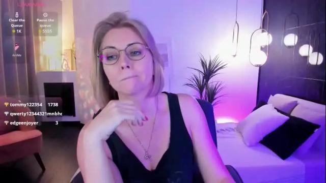 Image 2 of annielight Stream on Chaturbate on 10 days ago