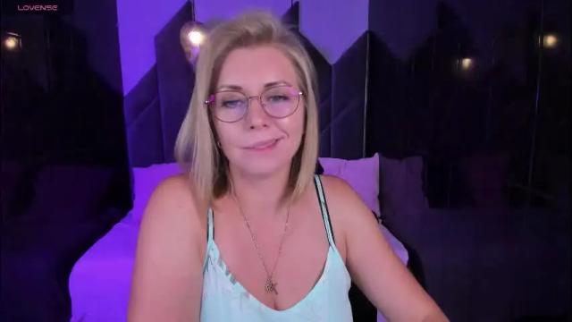 Thumbnail 3, annielight's Stream at Chaturbate, 4 months ago