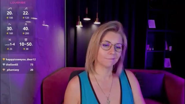 Image 11 of annielight Stream on Chaturbate on 4 months ago