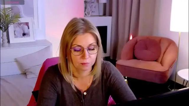 Thumbnail 2, annielight's Stream at Chaturbate, 3 months ago