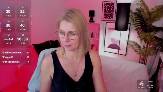 Image 12 of annielight Stream on Chaturbate on 1 month ago