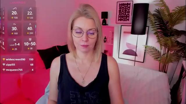 Image 8 of annielight Stream on Chaturbate on 1 month ago