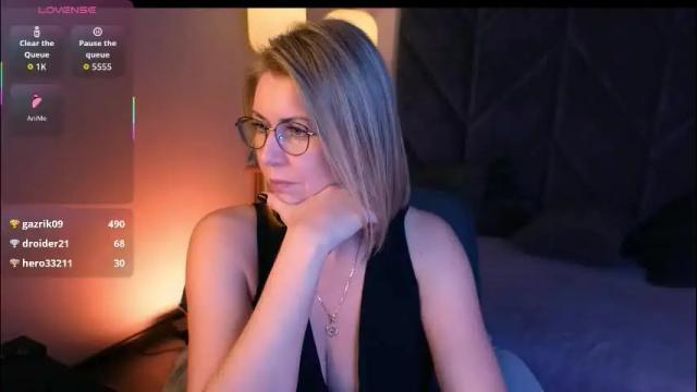 Image 12 of annielight Stream on Chaturbate on 1 month ago