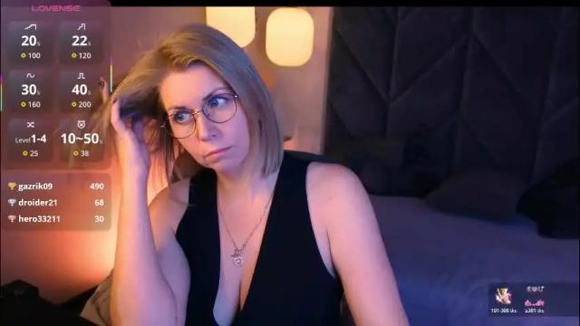 Image 8 of annielight Stream on Chaturbate on 1 month ago