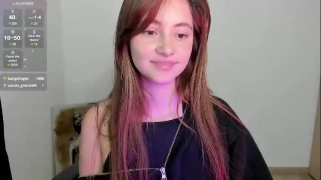 Image 6 of anniemora_ Stream on Chaturbate on 3 months ago