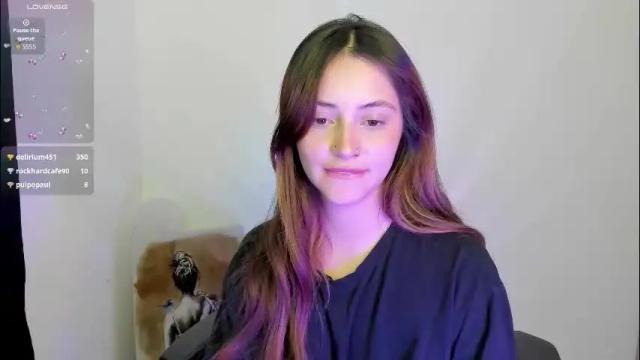 Image 2 of anniemora_ Stream on Chaturbate on 2 months ago