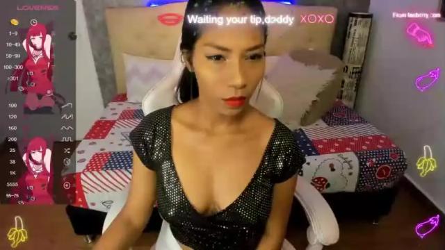Image 3 of annierouss_ Stream on Chaturbate on 19 months ago