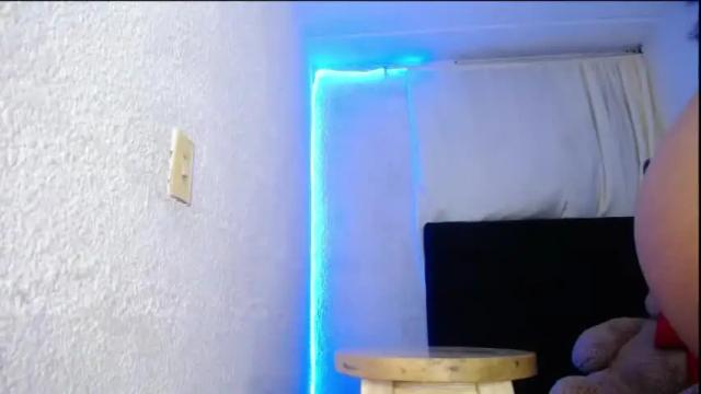 Image 4 of annii_99 Stream on Chaturbate on 13 months ago