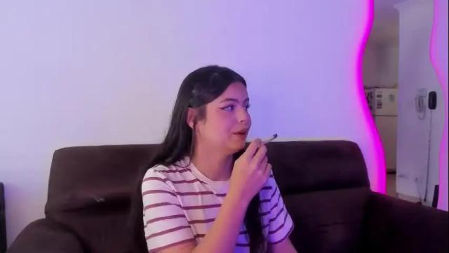 Image 11 of anniie_and_alex Stream on Chaturbate on 11 days ago