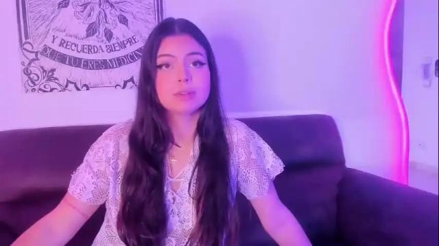 Image 10 of anniie_and_alex Stream on Chaturbate on 2 months ago