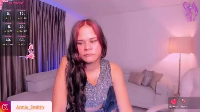 Image 11 of anniiee_smith Stream on Chaturbate on 6 months ago