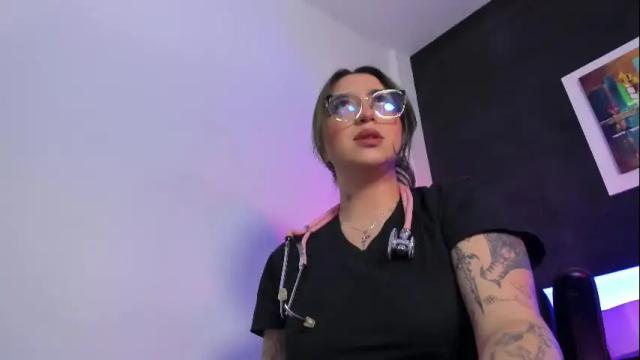 Image 3 of annikamerliahh_ Stream on Chaturbate on 10 days ago