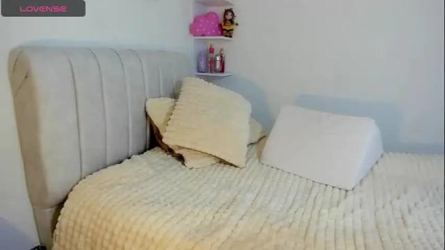 Image 2 of annubis_lia Stream on Chaturbate on 1 month ago