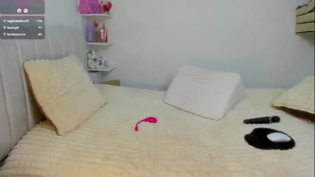 Image 7 of annubis_lia Stream on Chaturbate on 24 days ago