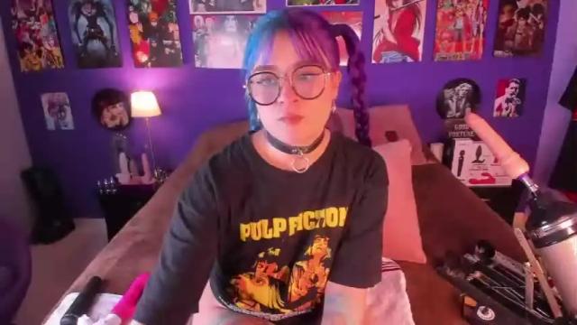 Image 10 of anny_cross Stream on Chaturbate on 17 months ago