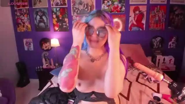 Image 12 of anny_cross Stream on Chaturbate on 16 months ago