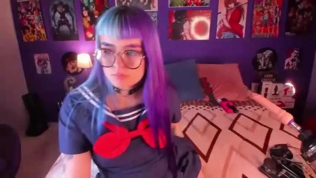 Image 4 of anny_cross Stream on Chaturbate on 16 months ago